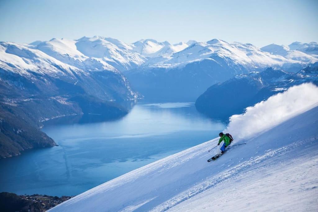 Holiday Home Among The Pearls Of Norway Stranda  Exteriér fotografie